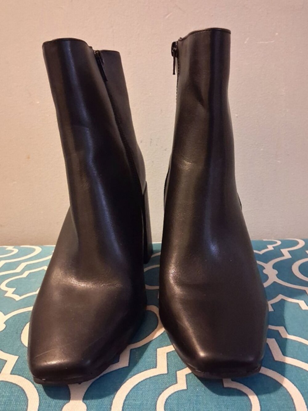 Kelly & Katie Women's Black Smooth Ankle Booties Size 8M